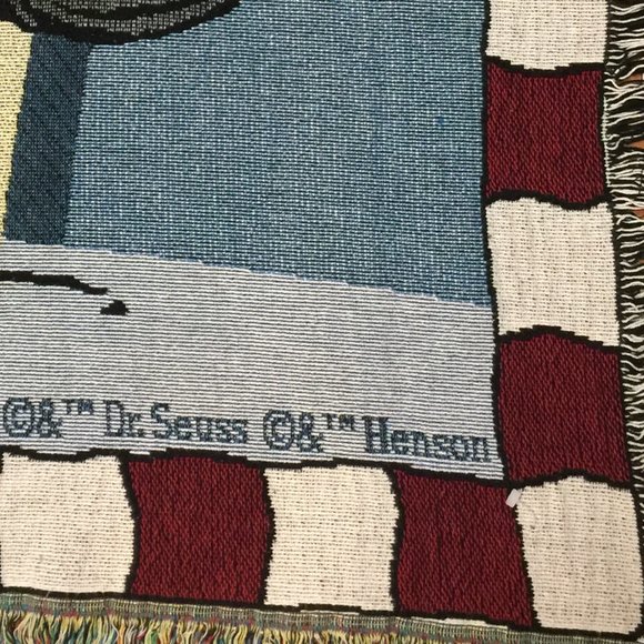 Dr. Seuss The Cat In The Hat Throw - Picture 2 of 7